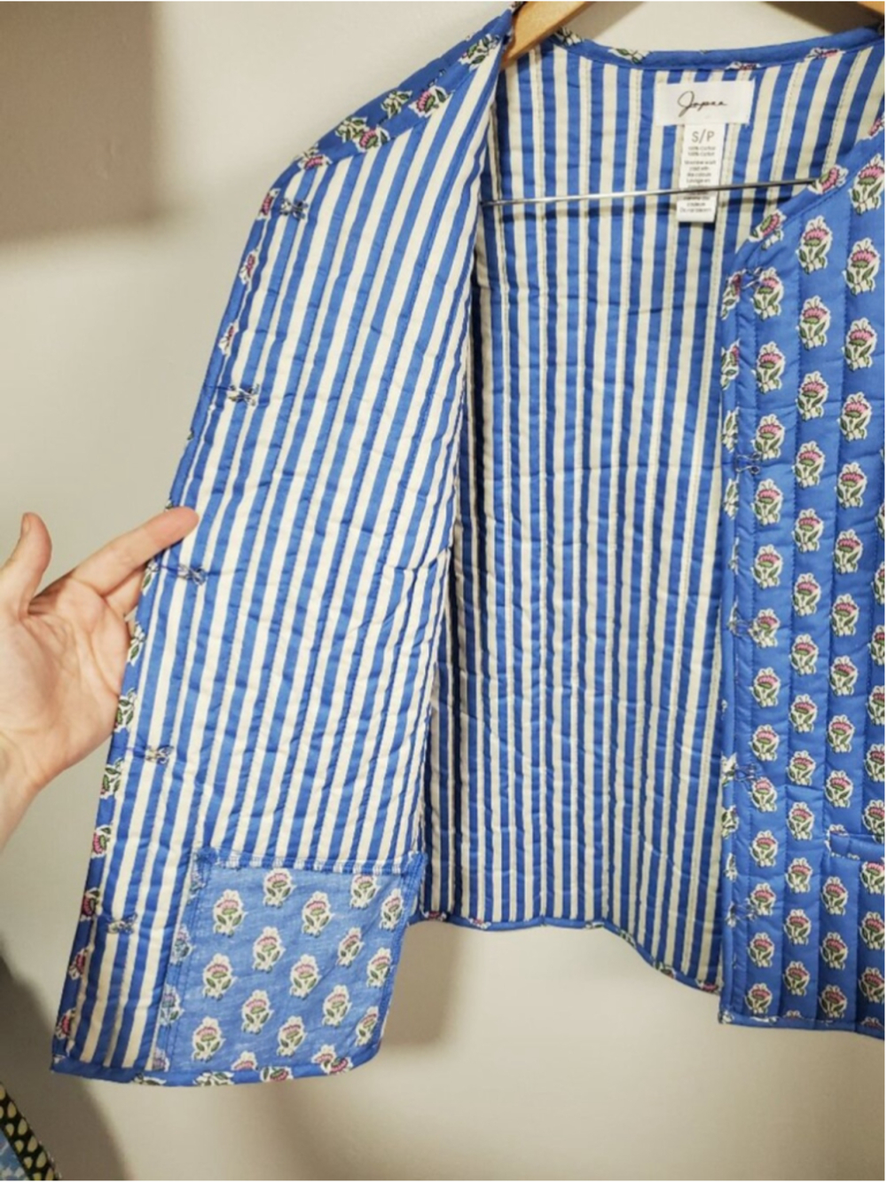 JAPNA Quilted Cotton Floral Jacket Blue Small Block Print Hook Front Cottagecore - Picture 9 of 14